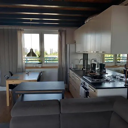 Loft Turkusowy Dach Apartment Warschau